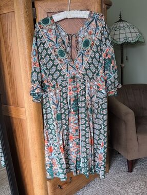 Boho Floral V-Neck Midi Dress in Green and Orange
